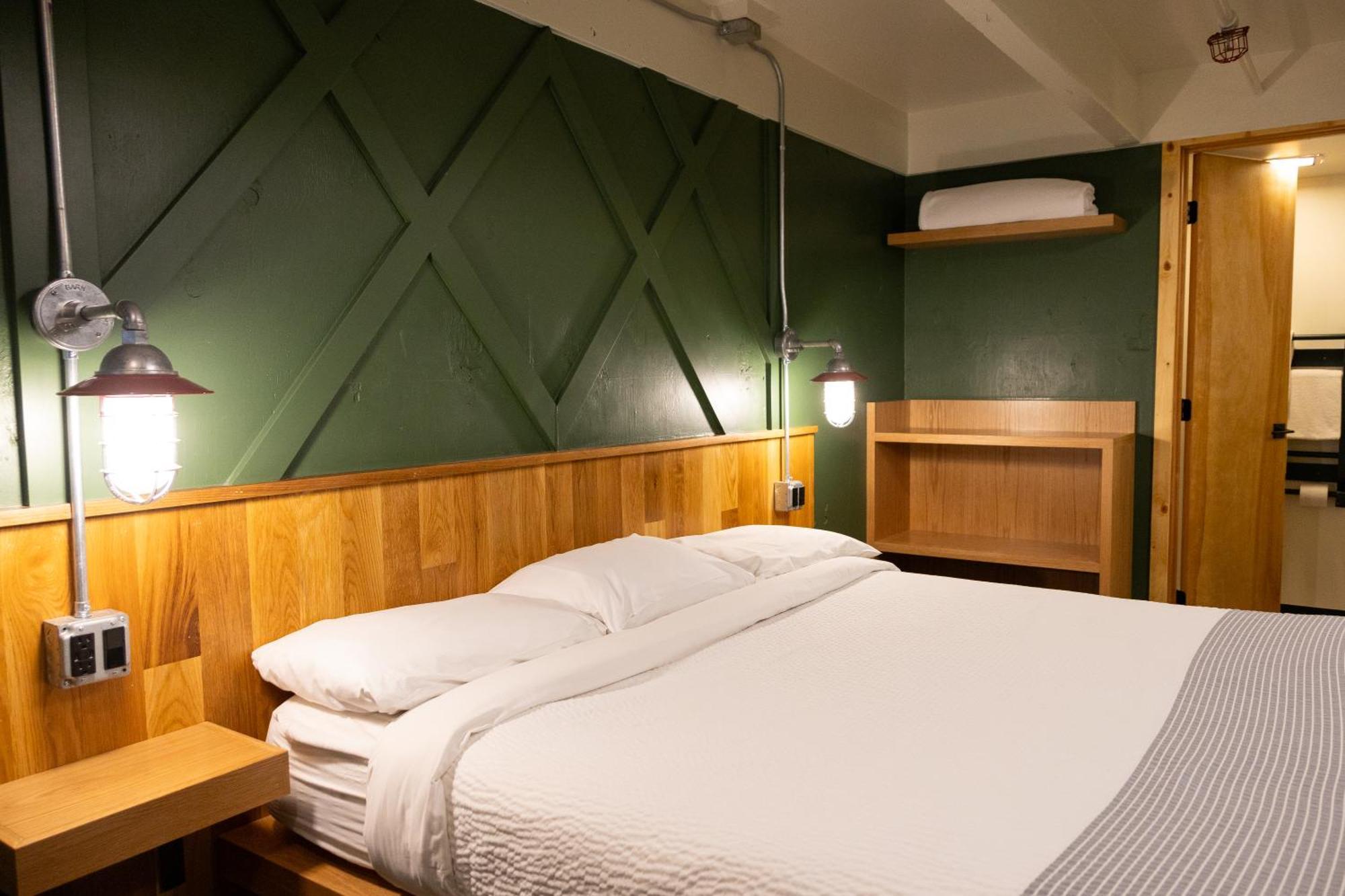Chambre Lit King-Size avec Salle de Bains Privative